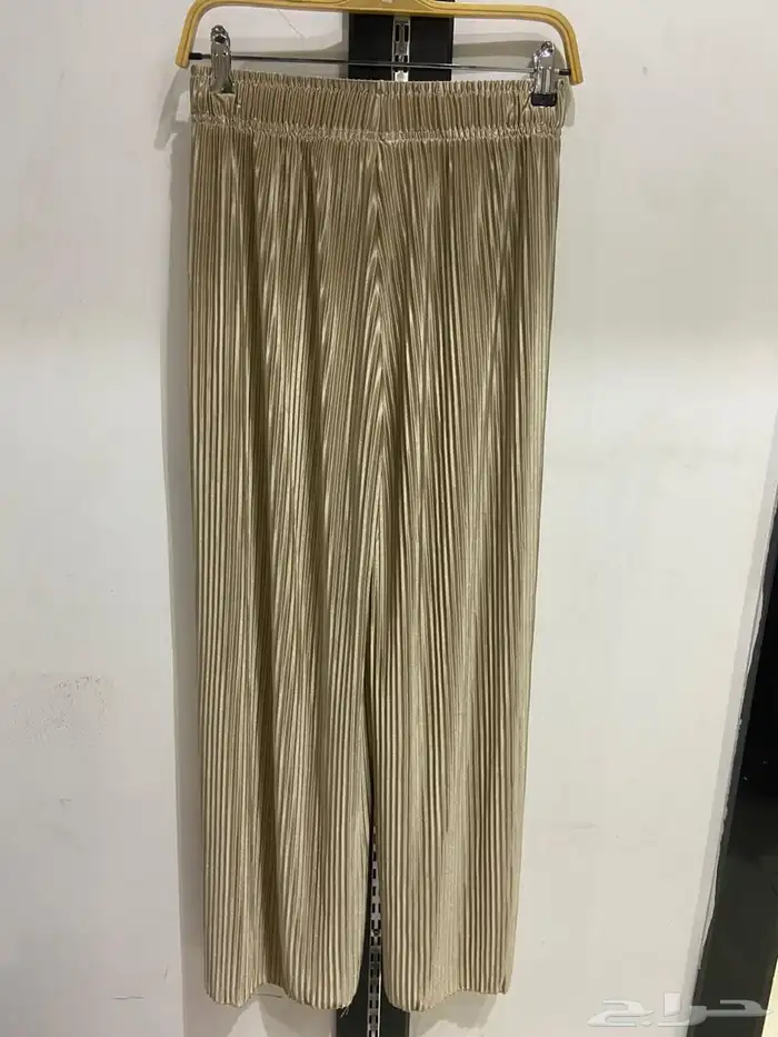 ملابس 4