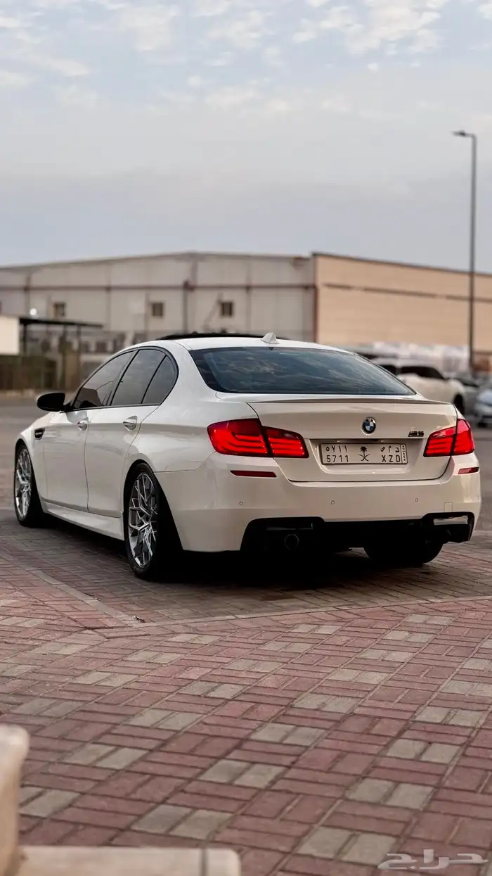 بي ام دبليو 2013 F10 M5 6
