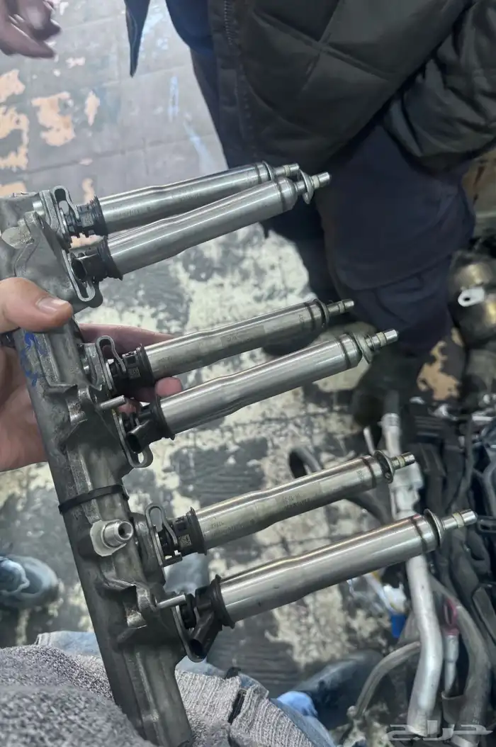 بخاخات مرسيدس مستخدم نظيفة مع المسطره 1