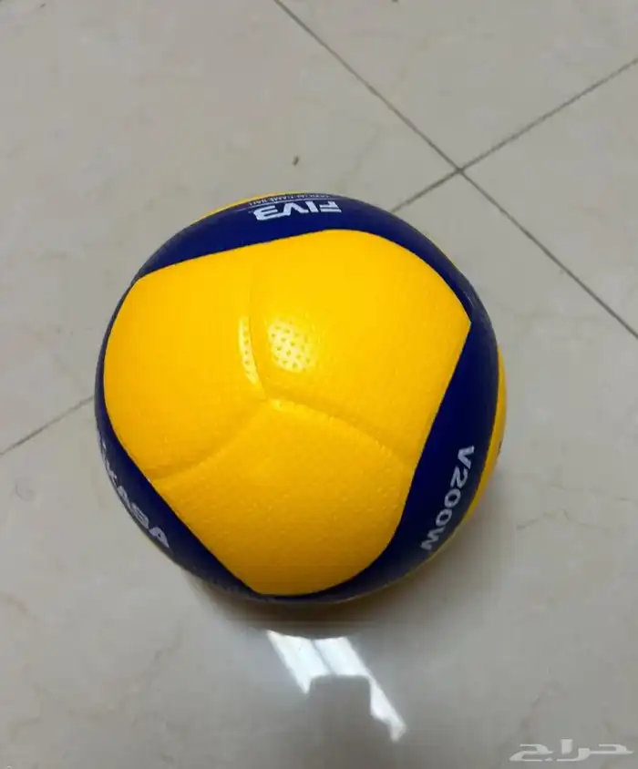 كرة طائرة الاصلية للبيع 1