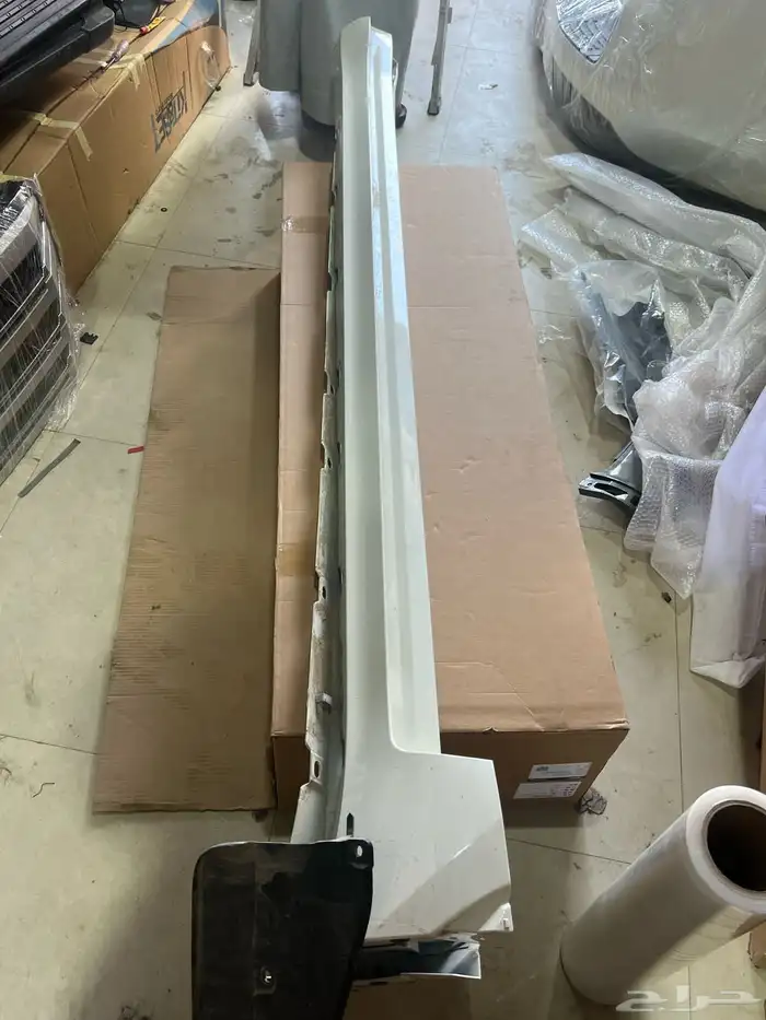 أغراض لاند كروزر 2025 وكاله شد بلد جديد بدون عيوب 8