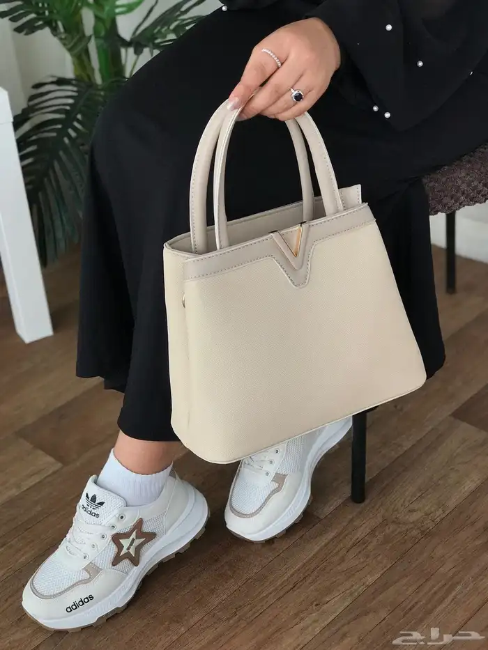 شنطة نسائيه 11