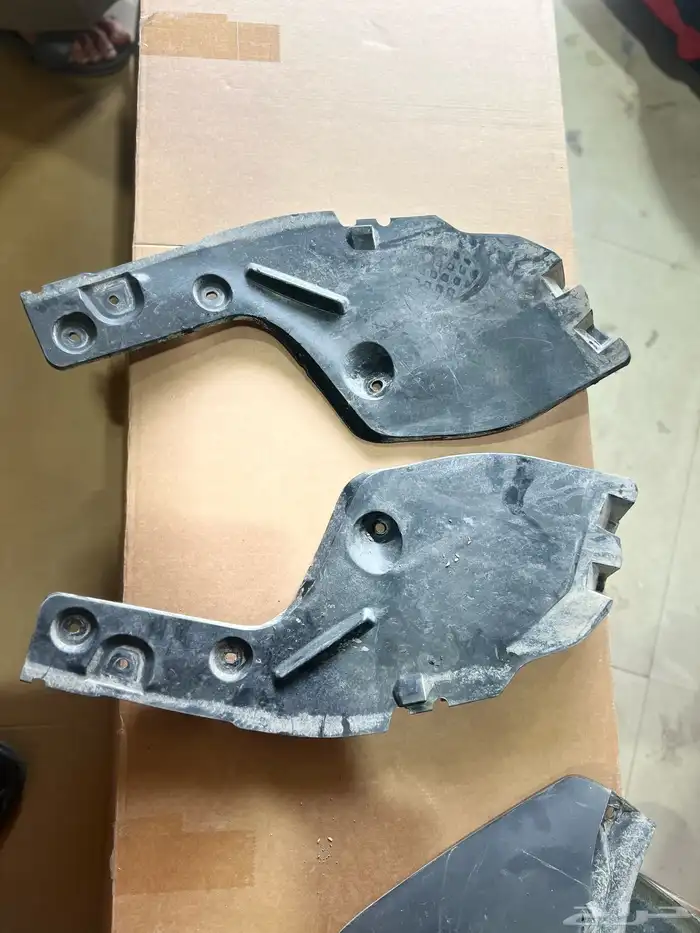 أغراض لاند كروزر 2025 وكاله شد بلد جديد بدون عيوب 10