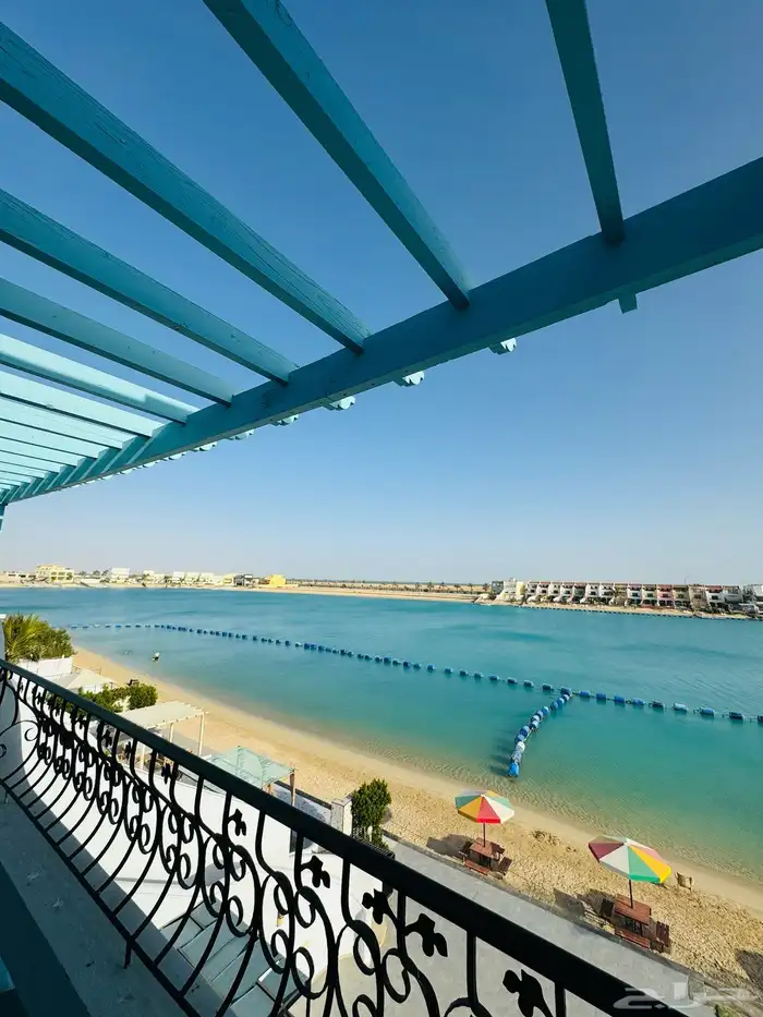 اقوى عروض شاليه فندقي فاخر مطل عالبحر في درة العروس 1