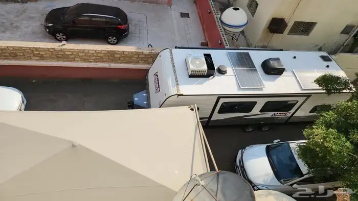 كرفان امريكي بطول 24 قدم 6