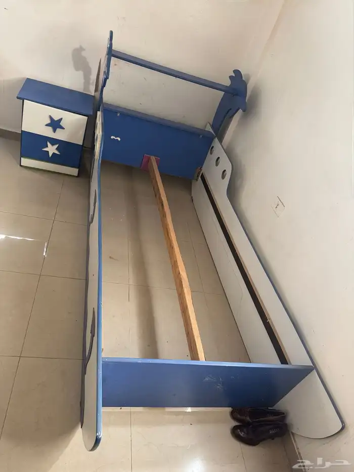 سرير اطفال 0
