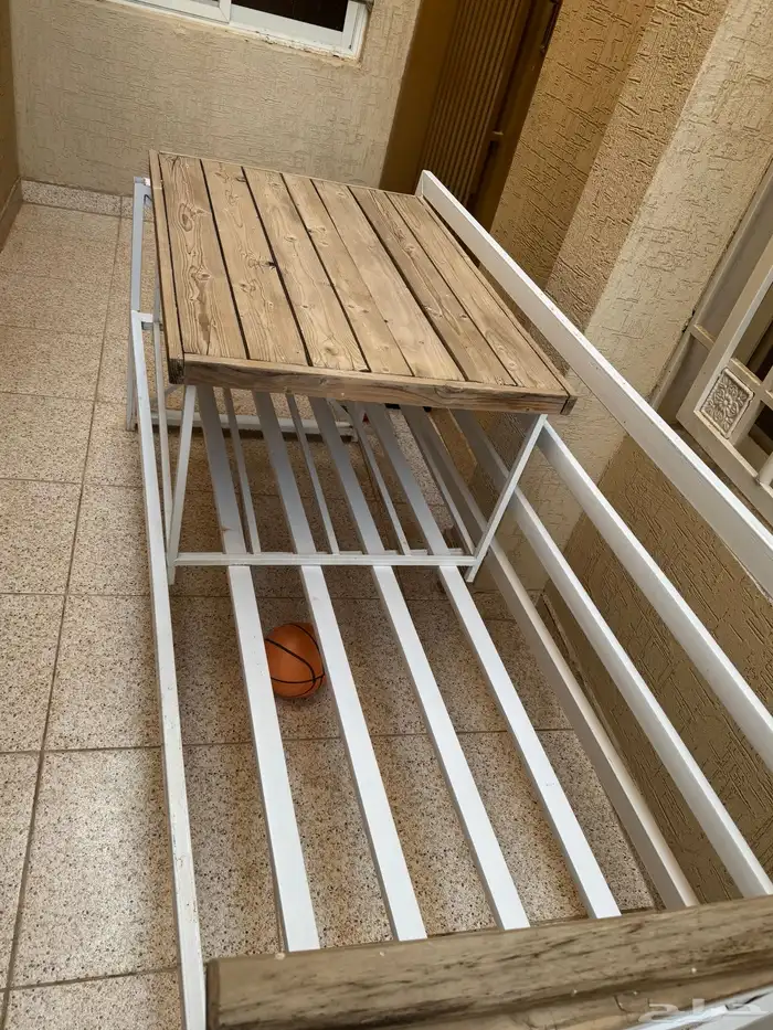 كرسي مفرده 2 وكرسي شخصين وطاوله 0