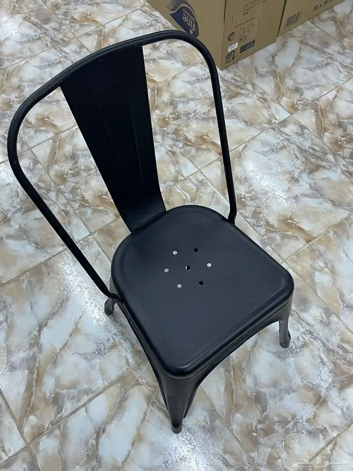كرسي خارجي حديد 0