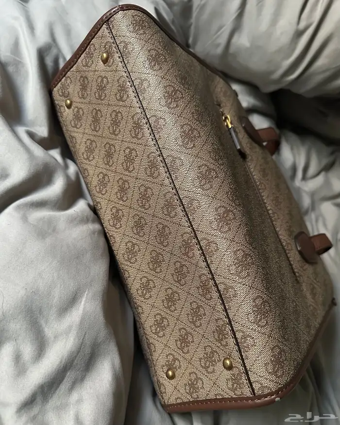 للبيع حقيبة يد نسائية ماركة جيس Guess 5