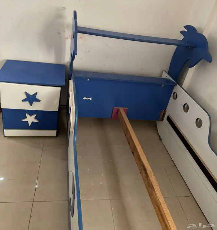 سرير اطفال 1