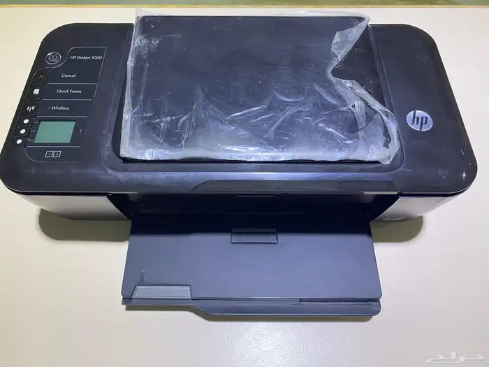 للبيع طابعة ملونه موديل HP Deskjet 3000 0