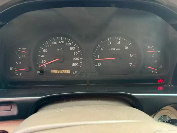 لاندكروزر 2002 GXR قير عادي نظيف 17