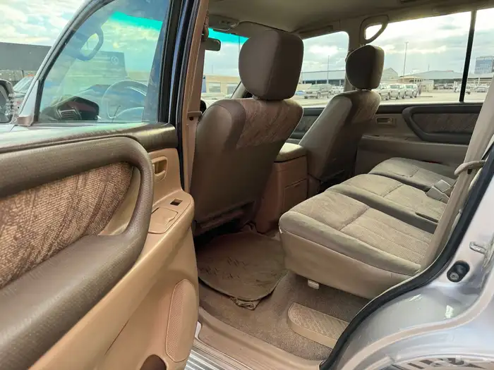 لاندكروزر 2002 GXR قير عادي نظيف 11
