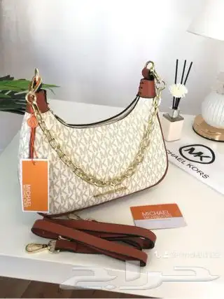 فساتين وشنط نسائيه 45