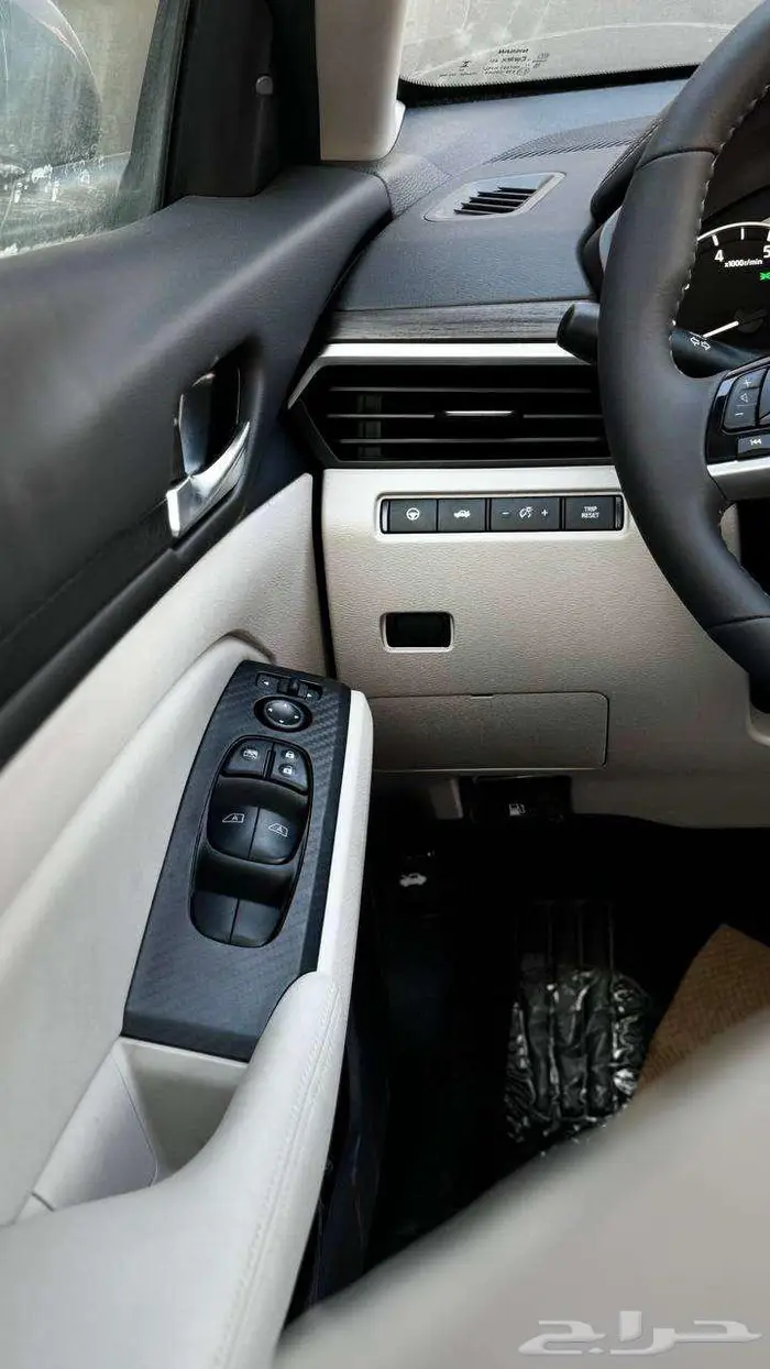 نيسان التيما نص فل SV 6