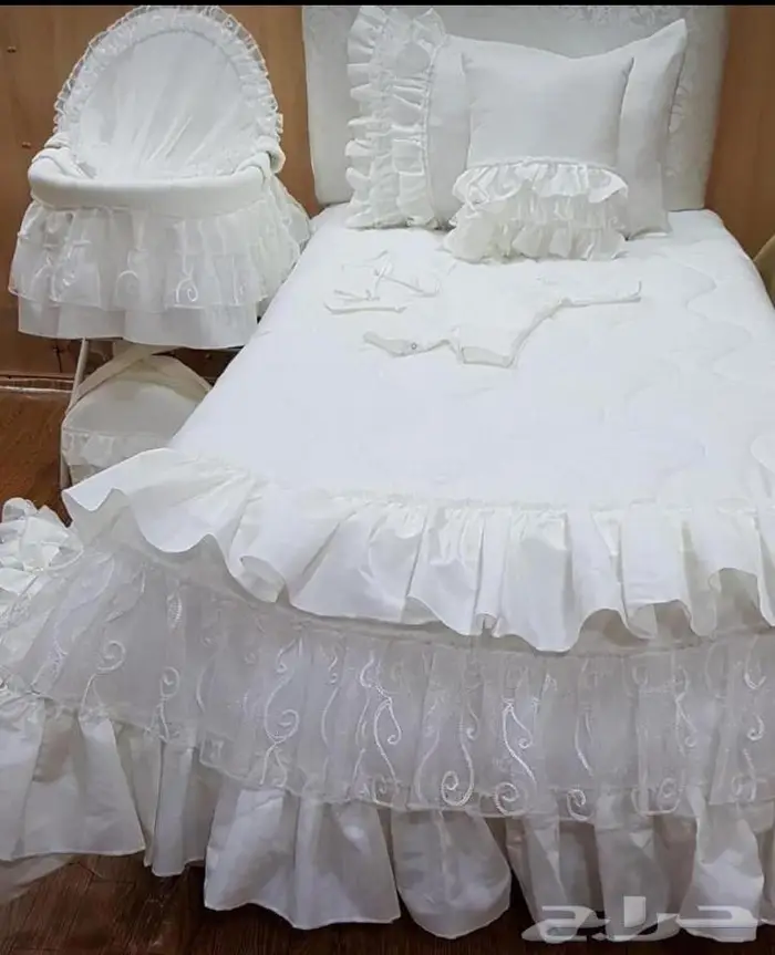 دفعه جديده من مفارش النفاس الراقيه 4