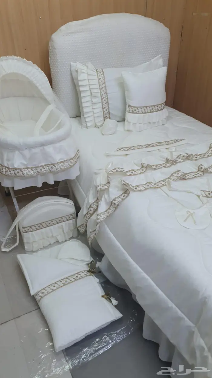 دفعه جديده من مفارش النفاس الراقيه 10