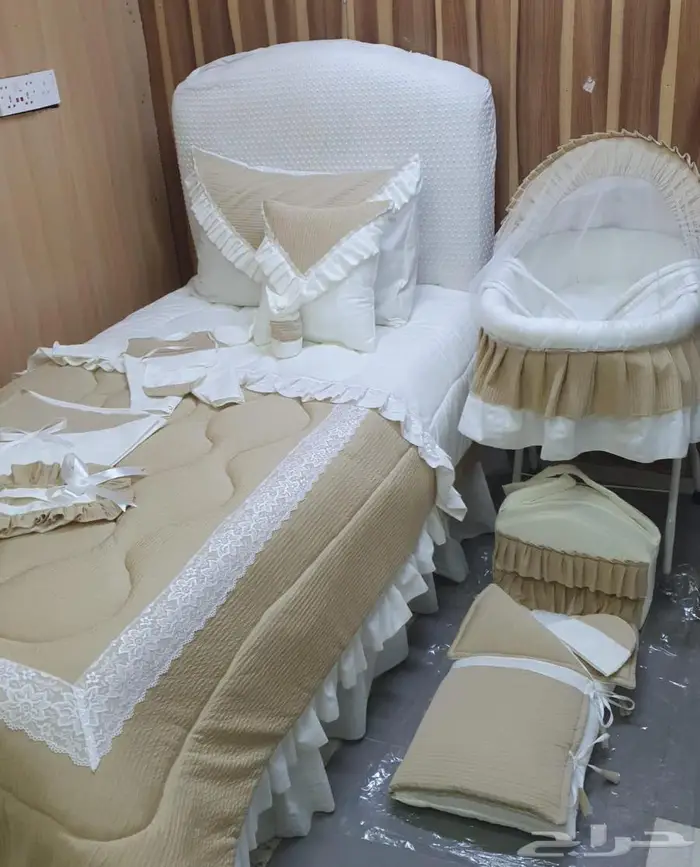 دفعه جديده من مفارش النفاس الراقيه 5