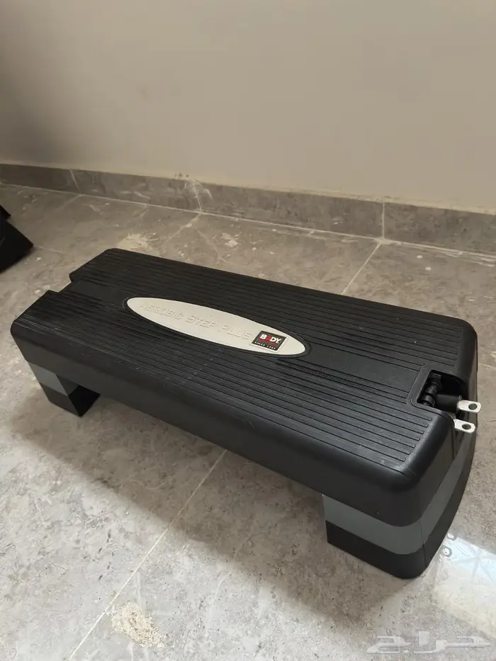 للبيع إكسترا ستيبر للتمارين نظيف وبحالة ممتازة 0