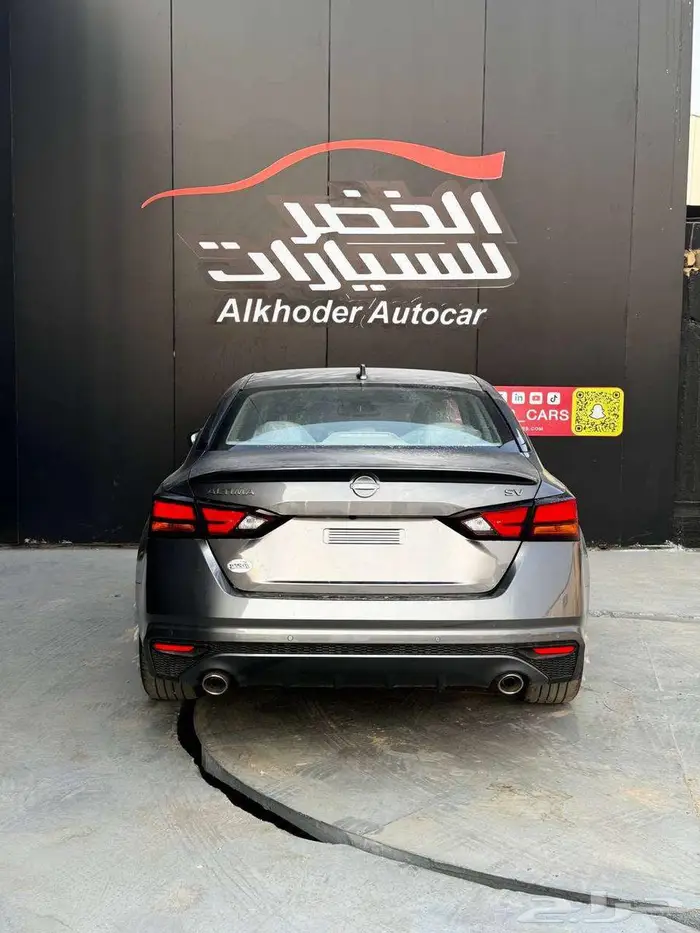 نيسان التيما نص فل SV 10