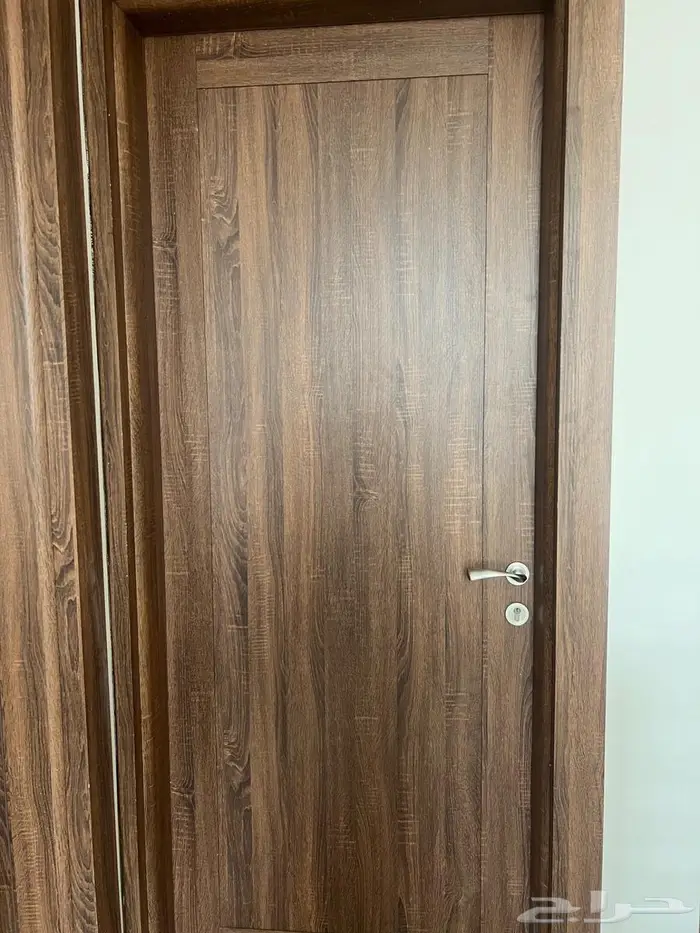 باب   mdf بني للبيع مع الحلق 0