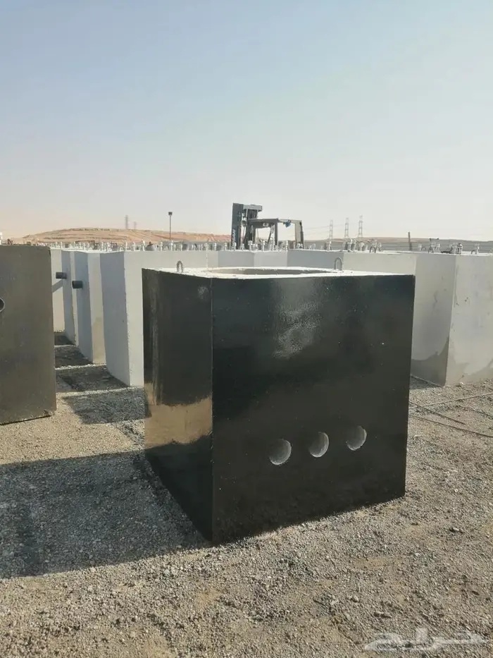 قواعد أناره حواجز خرسانية حجر زينة 12