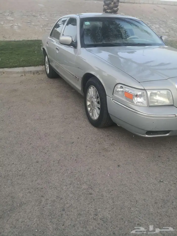 للبيع جراند ماركيز 2010 6