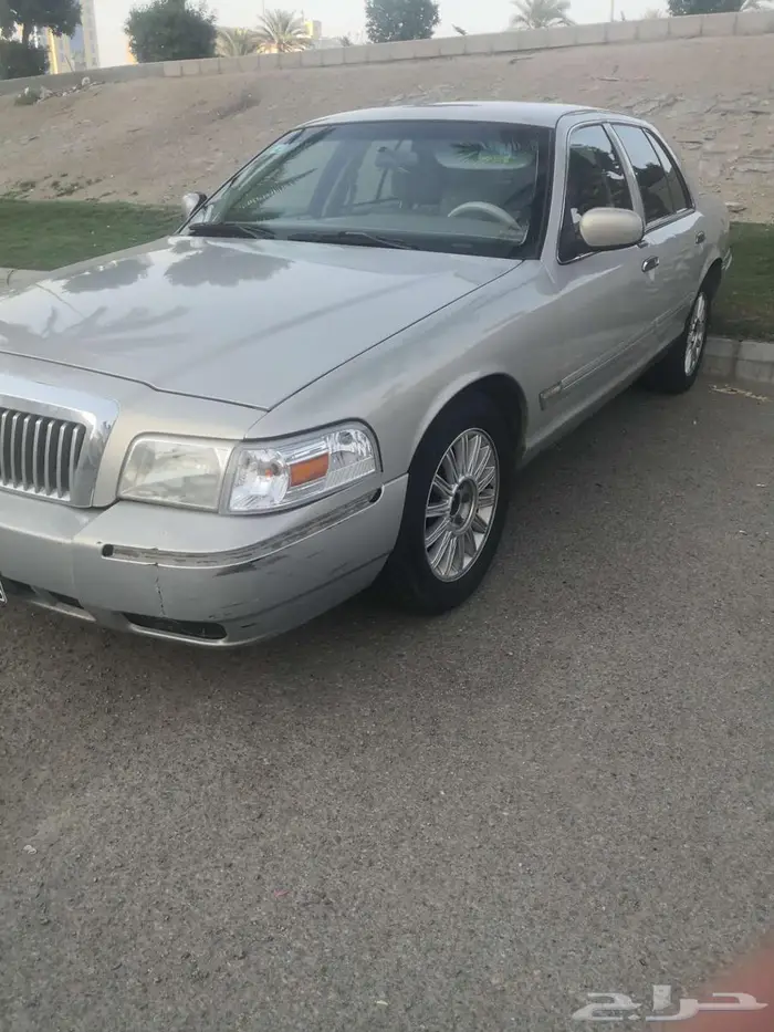 للبيع جراند ماركيز 2010 3