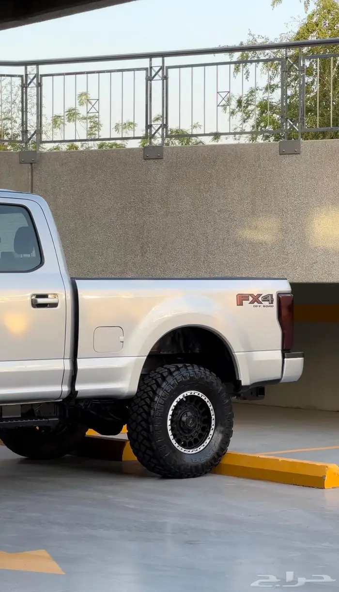 تم البيع Ford F350 12