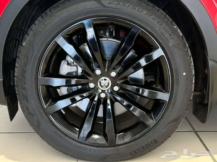 جاكوار E-pace 2024 8