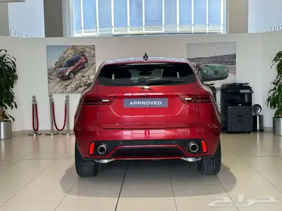جاكوار E-pace 2024 4