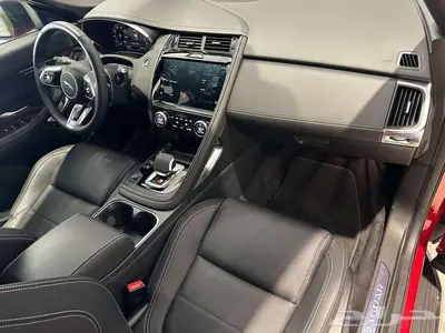 جاكوار E-pace 2024 5