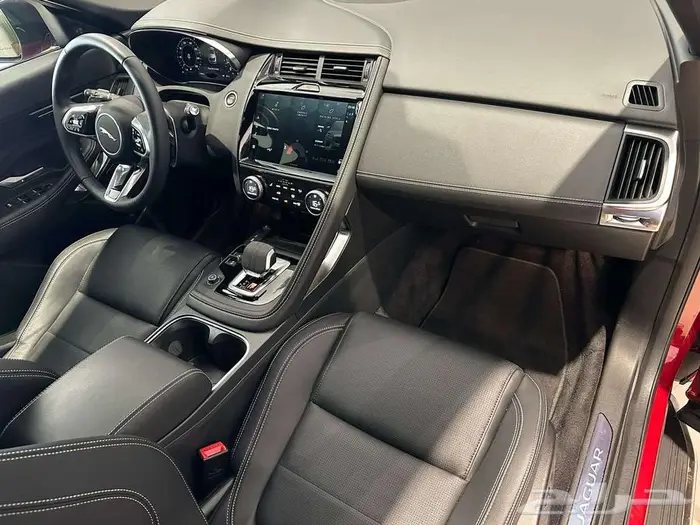 جاكوار E-pace 2024 5