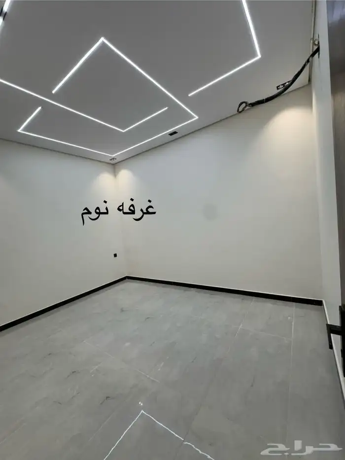 للبيع دور ارضي وعلوي منفصله في الندوه 8