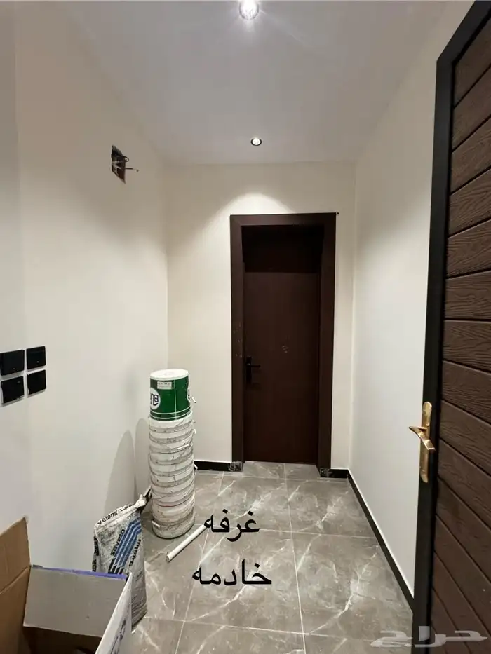 للبيع دور ارضي وعلوي منفصله في الندوه 11