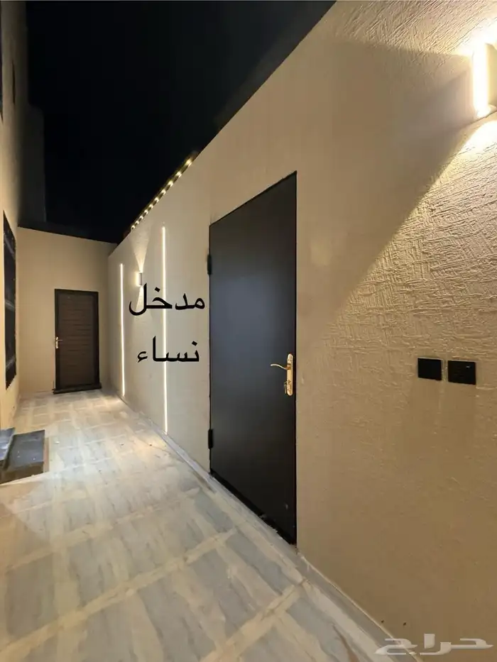 للبيع دور ارضي وعلوي منفصله في الندوه 10