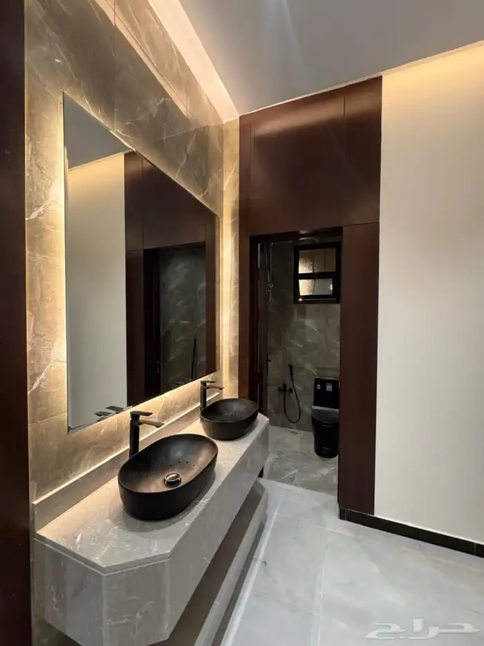 للبيع دور ارضي وعلوي منفصله في الندوه 2