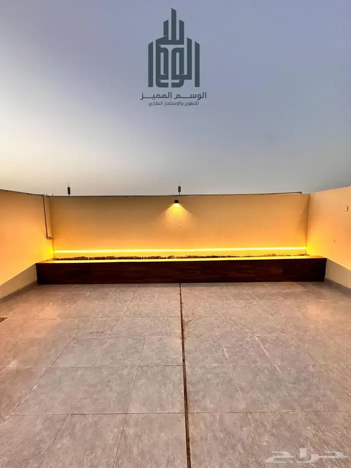 للبيع شقق علوية بحي اليرموك 15