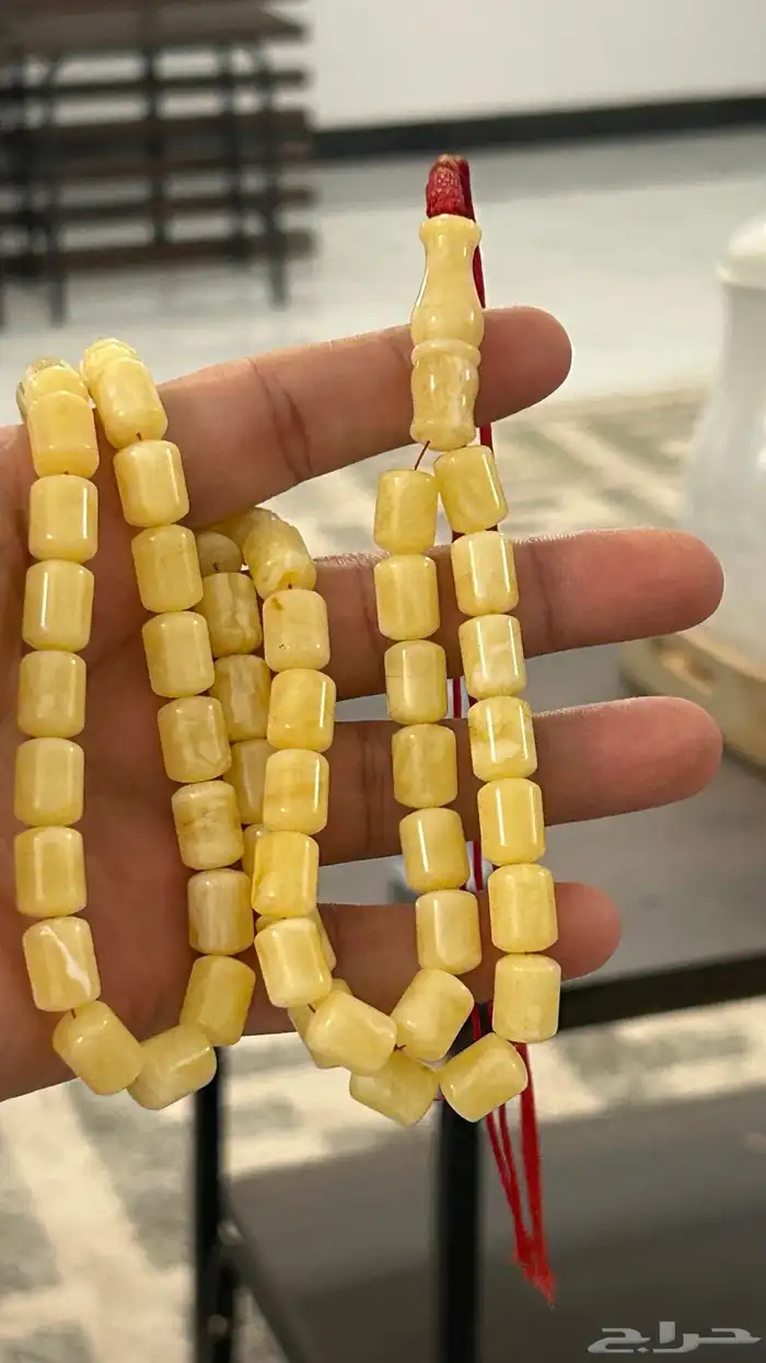 مسباح كهرمان كريمي ( تم البيع ) 2
