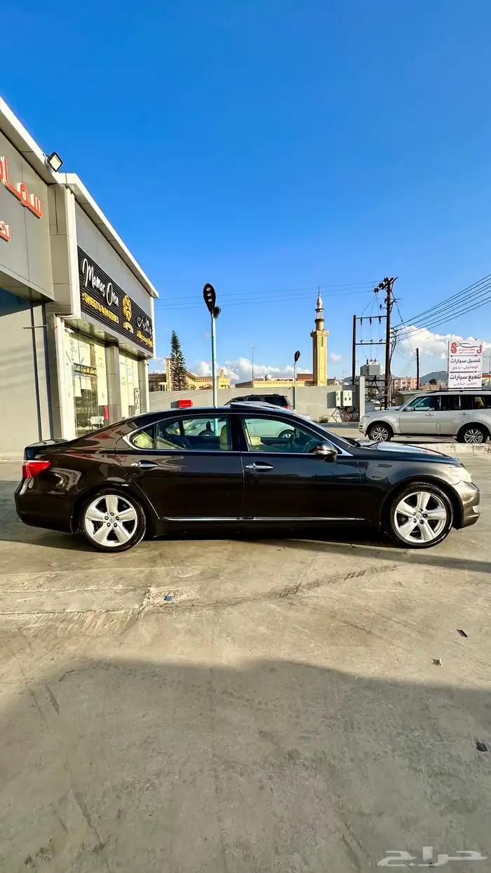 لكزس LS460L مديل 2010 فل كامل اعلى فئة سعودي 19