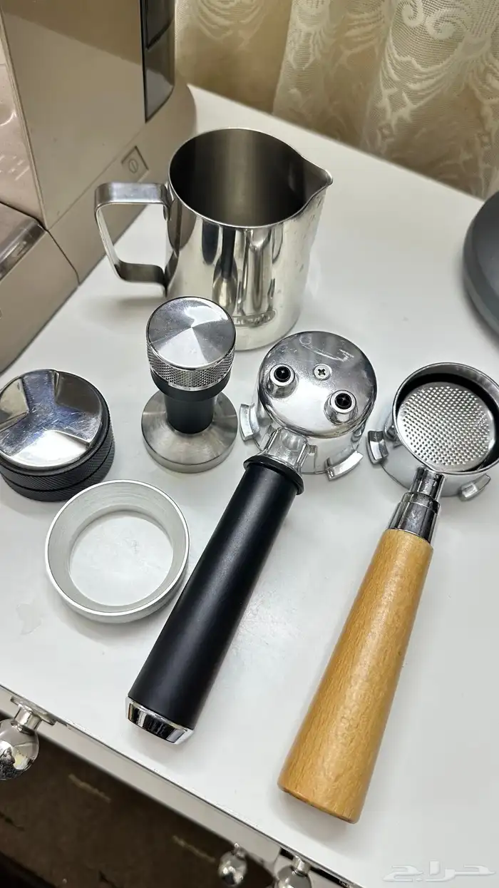 جهاز قهوة ديلونجي ديدكا 5