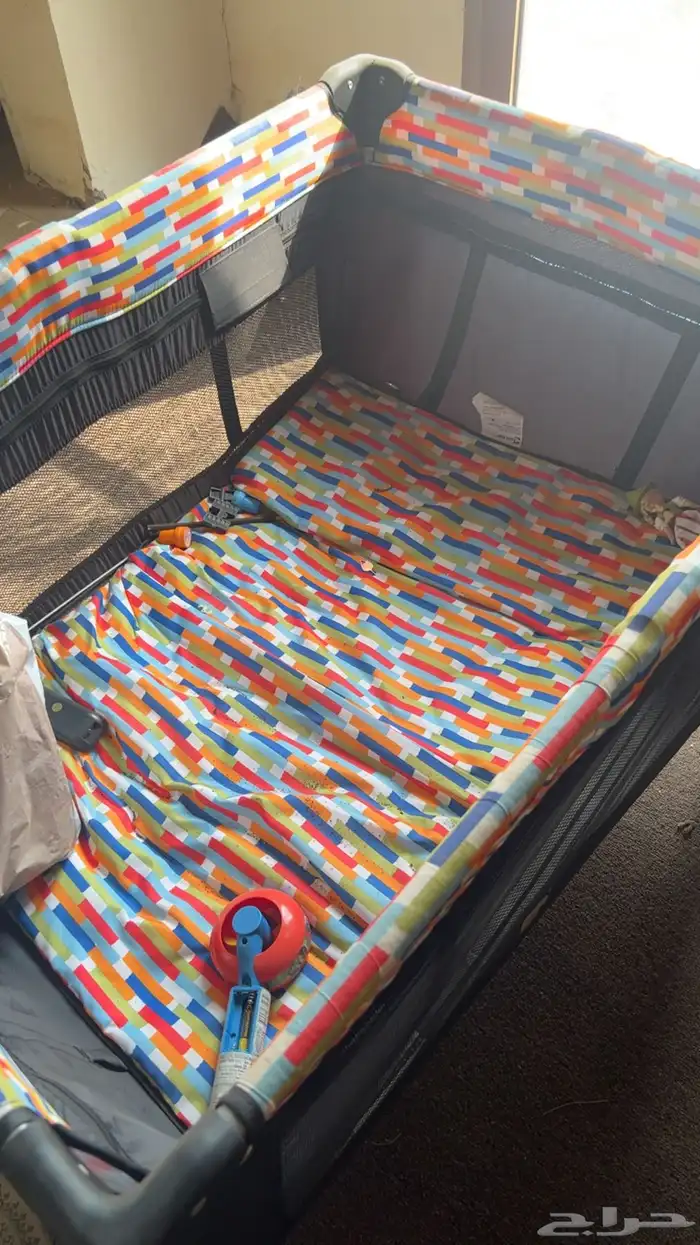 سرير اطفال 1