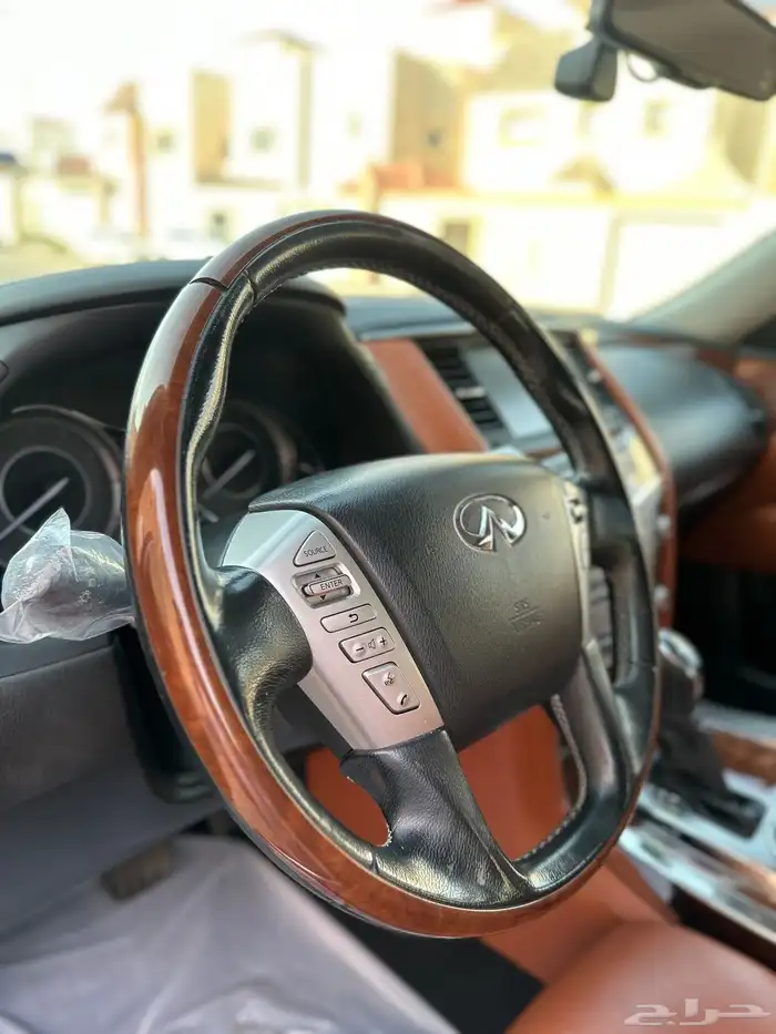 انفنتي QX80 2019 25
