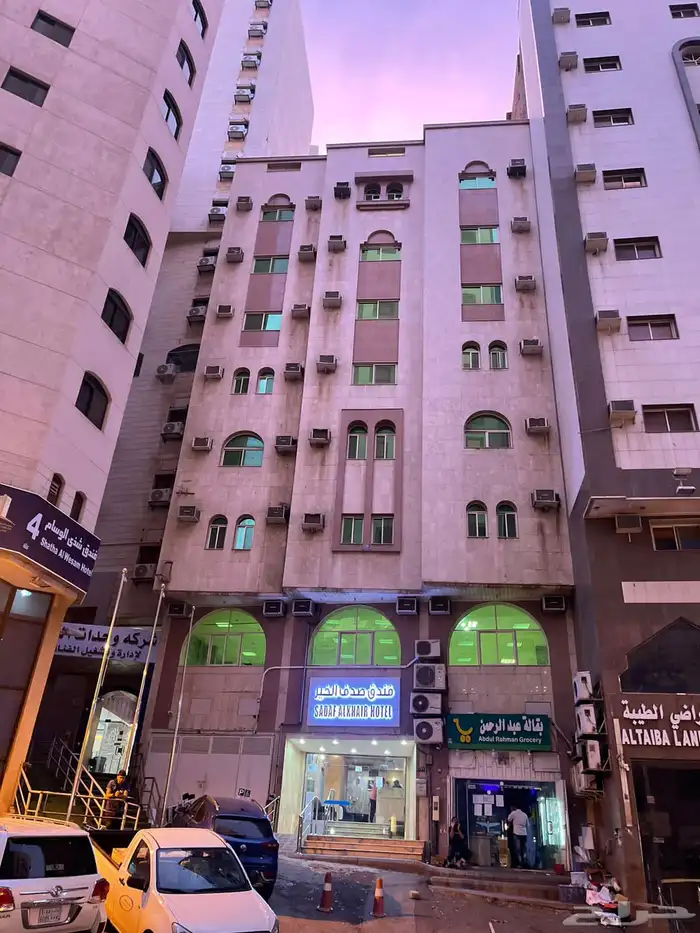 فندق للبيع يبعد عن الحرم المكي 700 متر 0