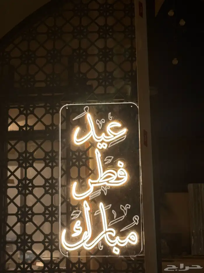 حروف بارزة   لوحات   كلادينج   مضيئة   سعر   تركيب   تصميم 11