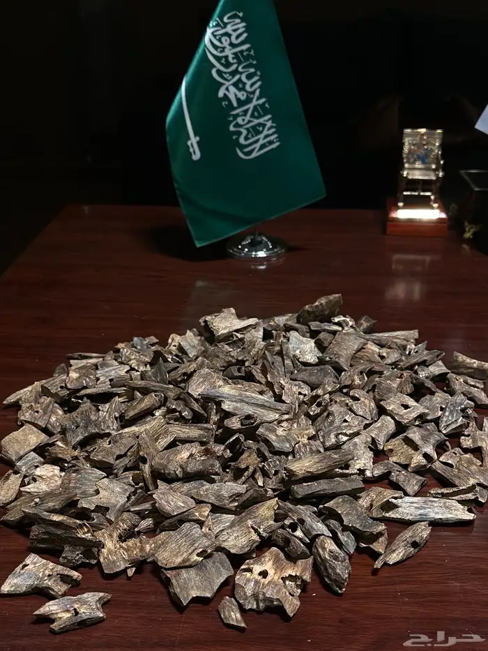 انواع متنوعه من العود الطبيعي 13