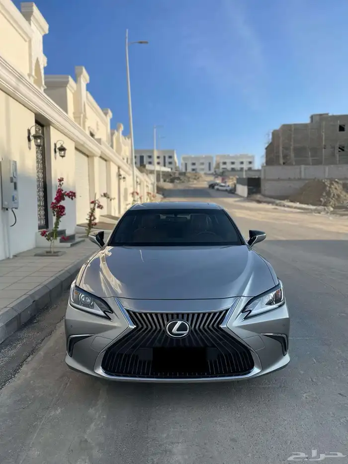 لكزس es 2021 250 واقبل بالبدل 25