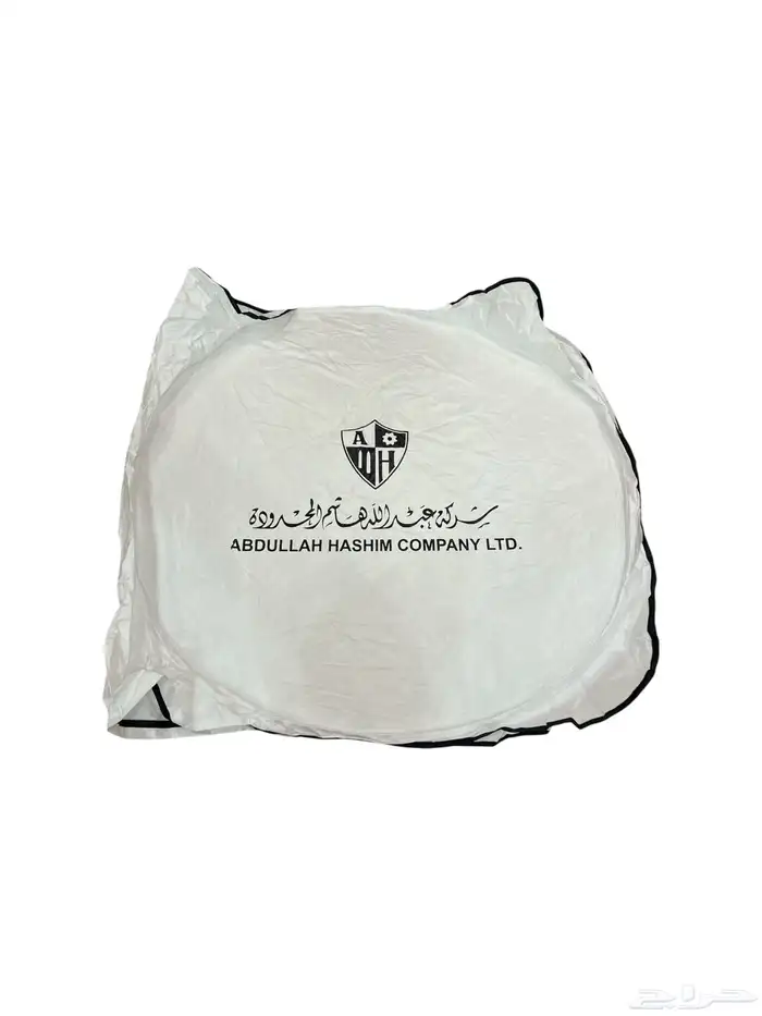 شماسية سيارة مع شعار عدة شركات 10
