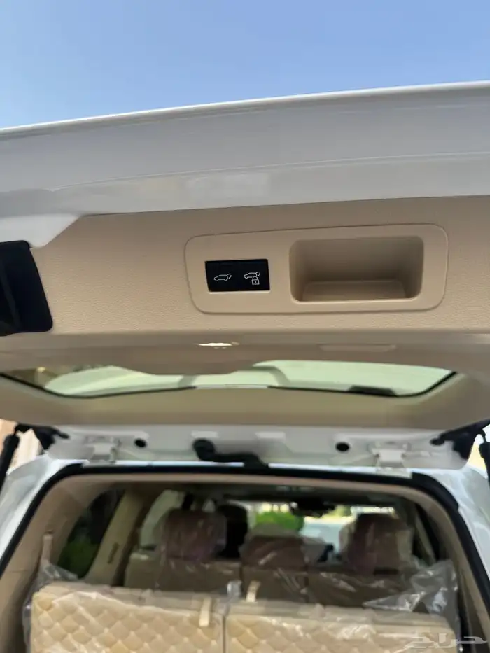 لاندكروزر VX-S 2024جديد 59