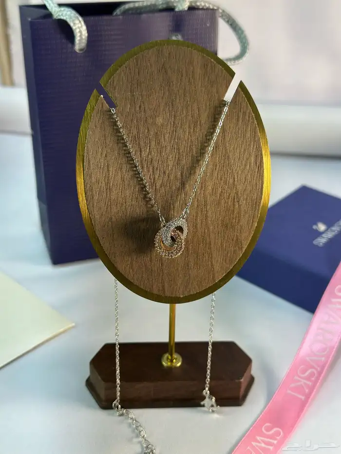 سلاسل ماركات هاي كوالتي 10
